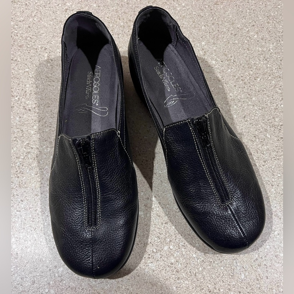 NEW Aerosoles LEATHER Stitched 9.5M Zipper